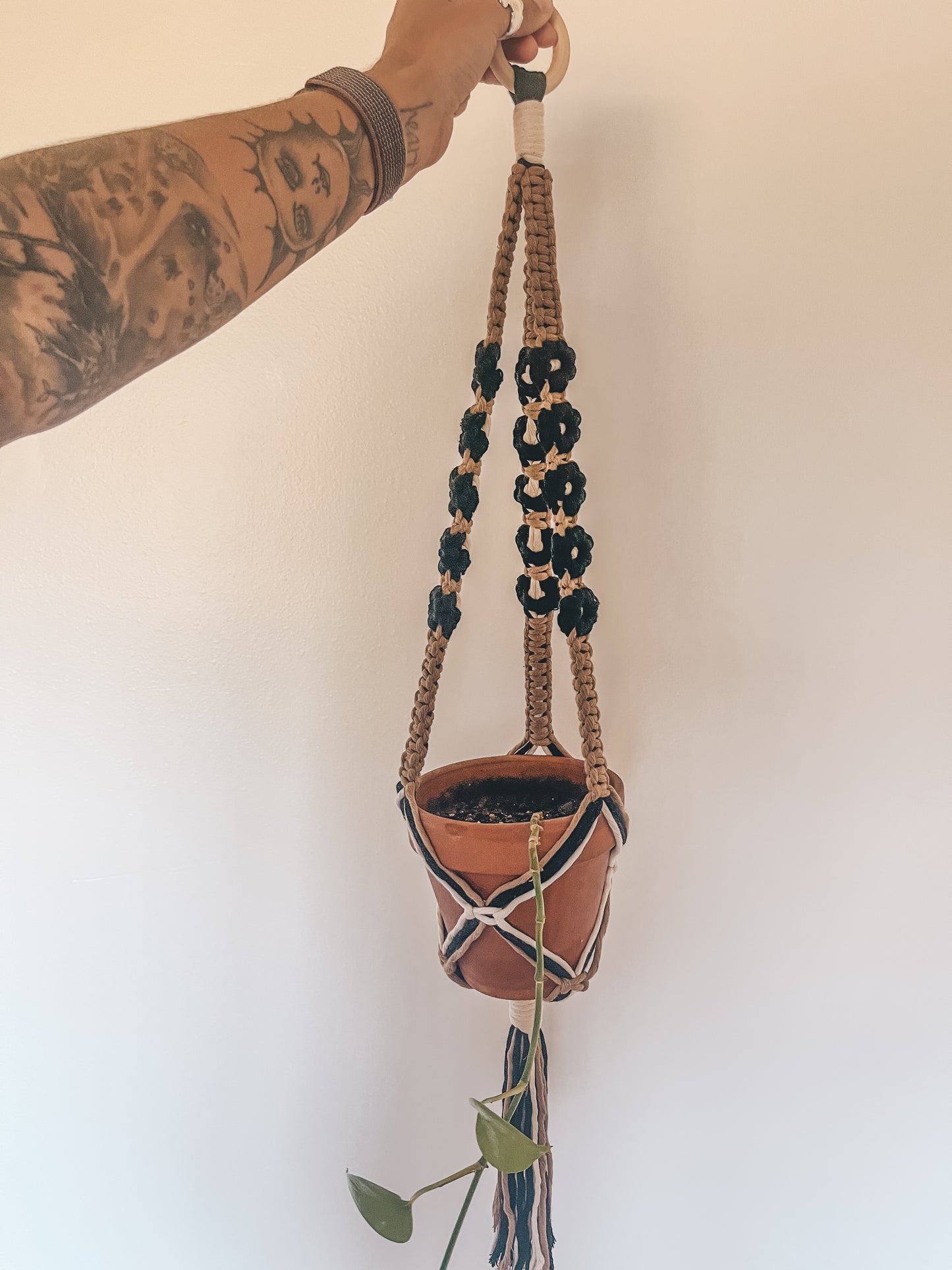 Daisy Plant Hanger