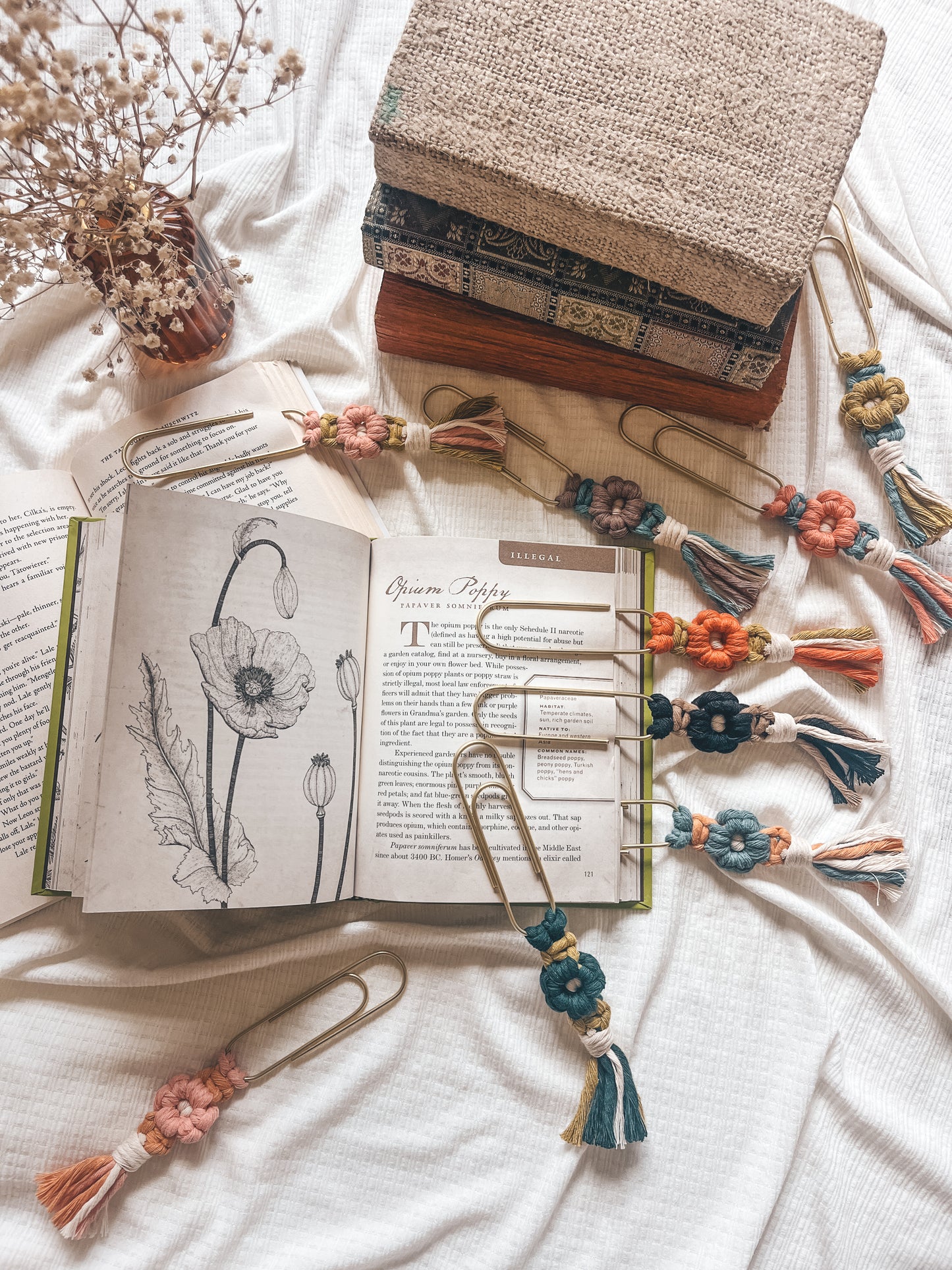 Daisy bookmarks