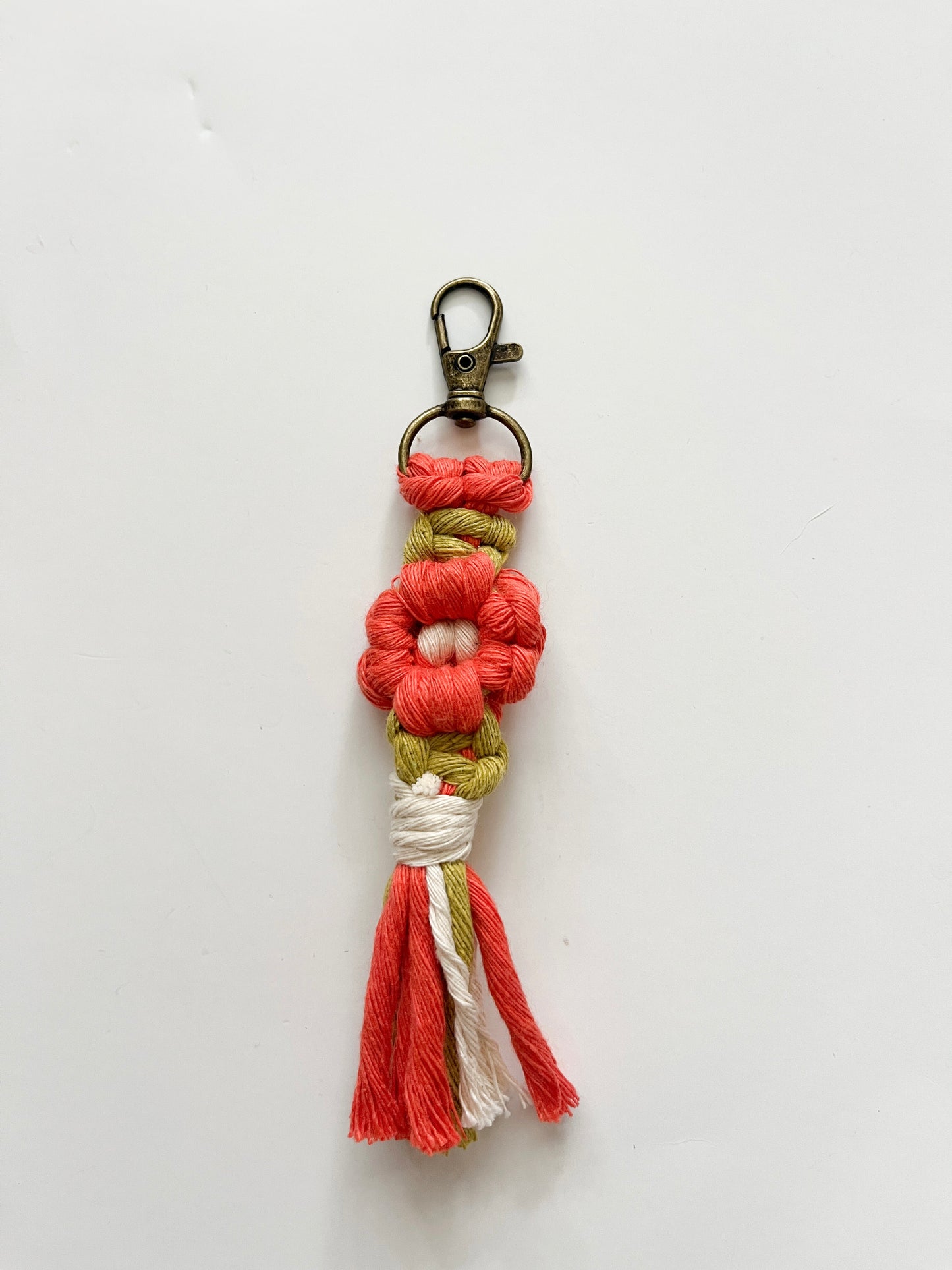 Mini daisy keychain