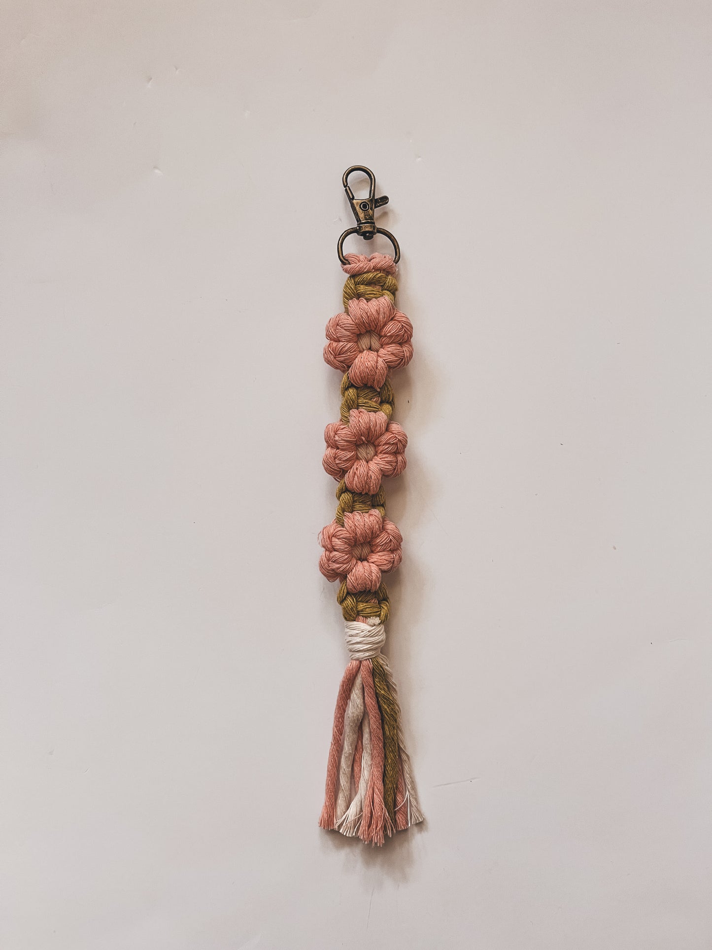 Daisy keychain
