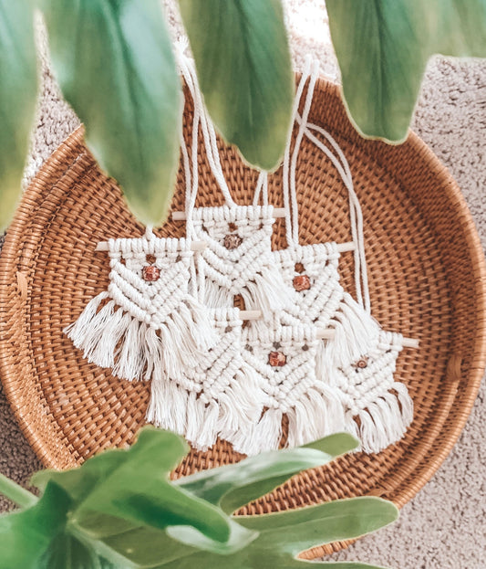 Rearview mirror hanger