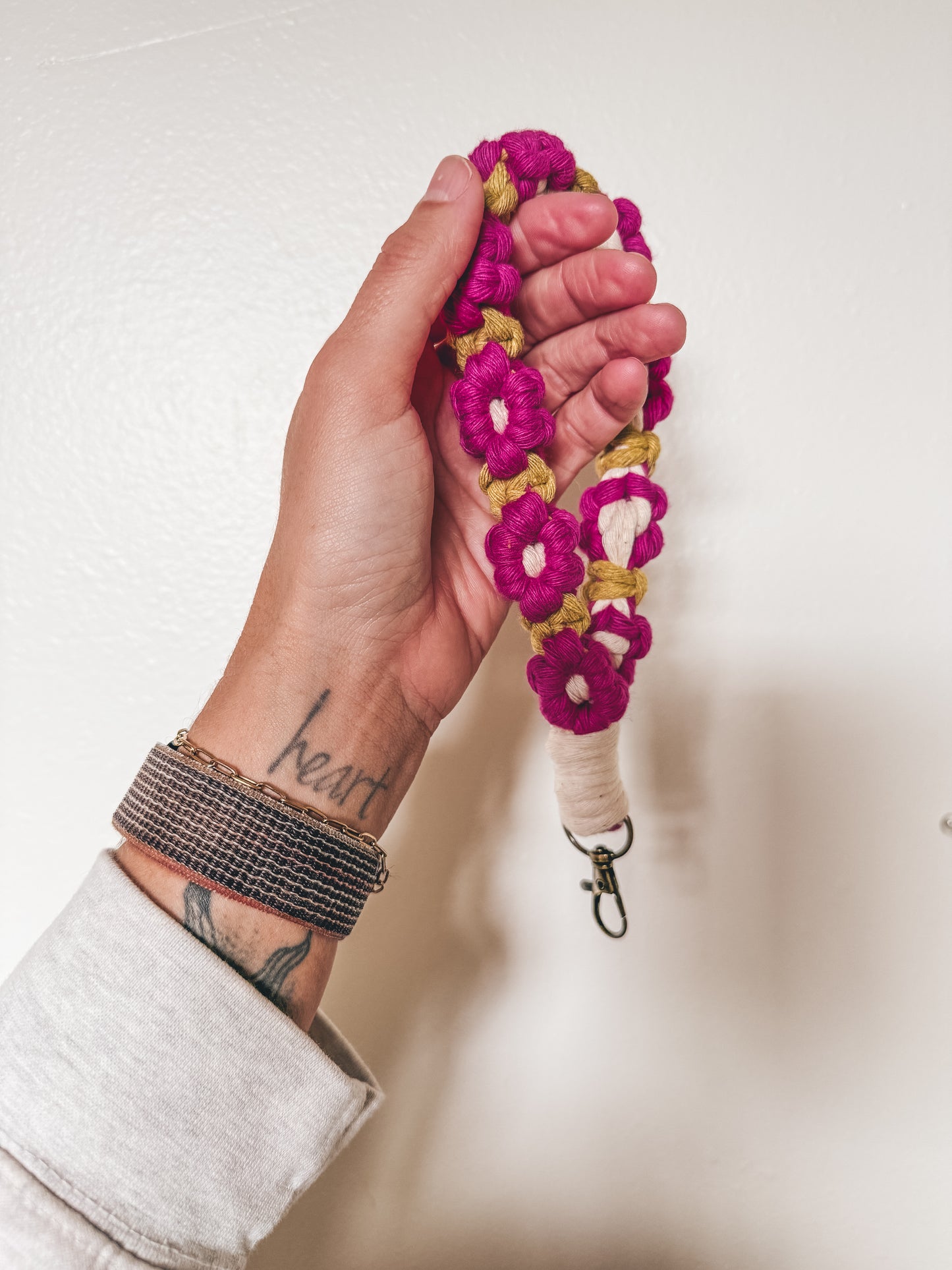 Mini daisy keychain