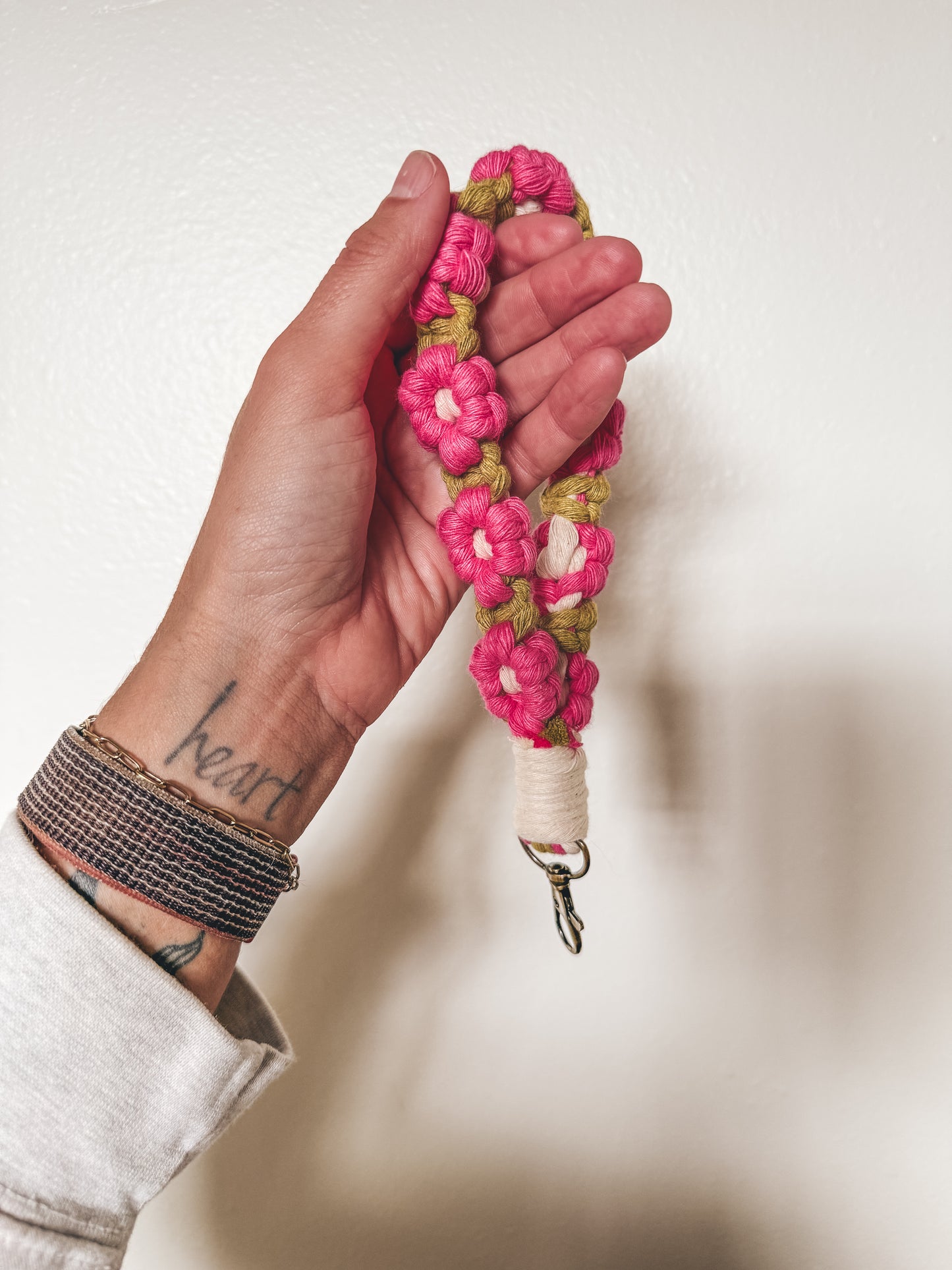 Mini daisy keychain