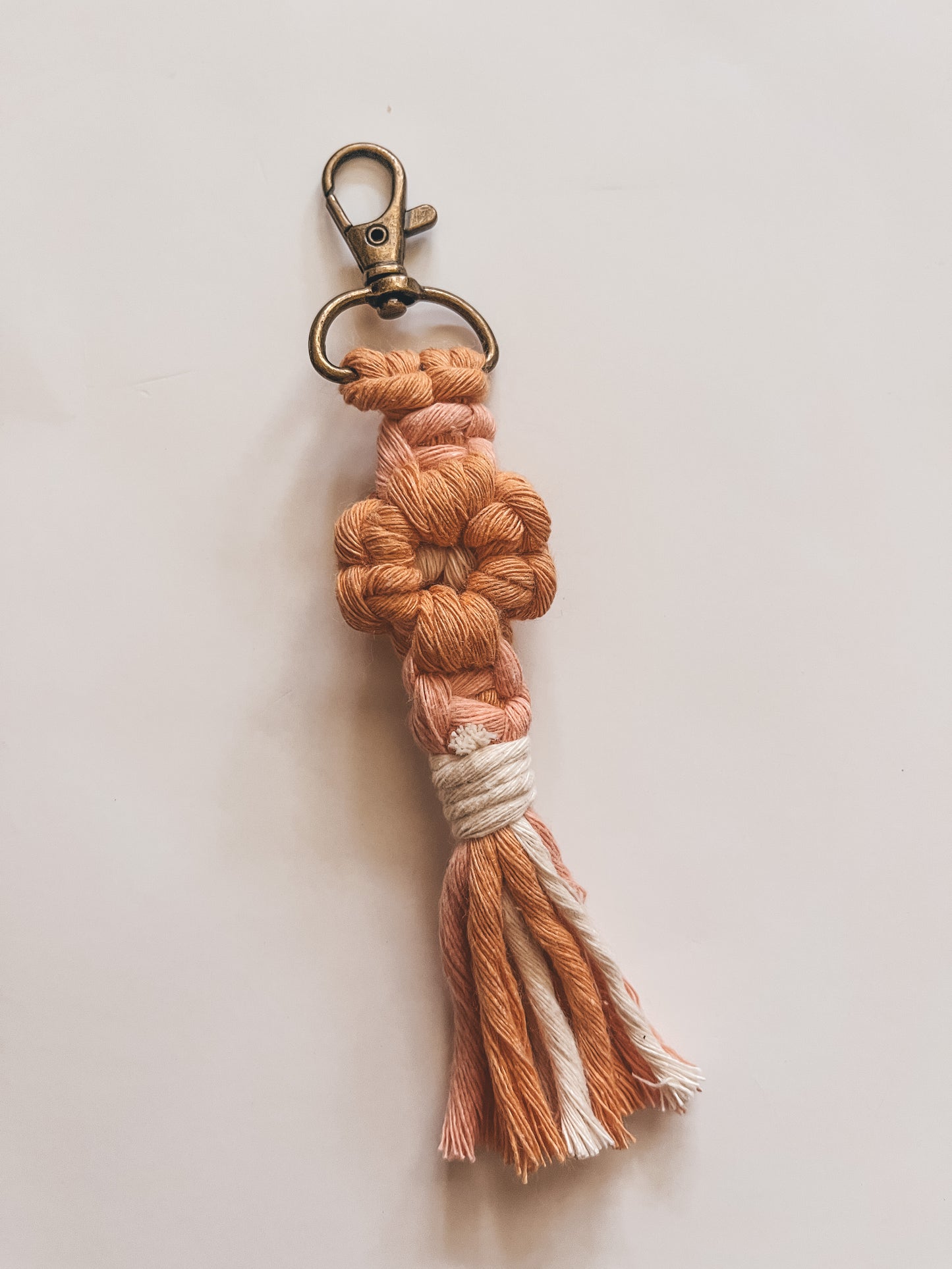 Mini daisy keychain