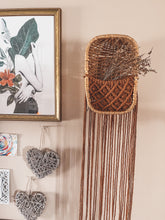 Load image into Gallery viewer, Cinnamon colored basket wall hanger
